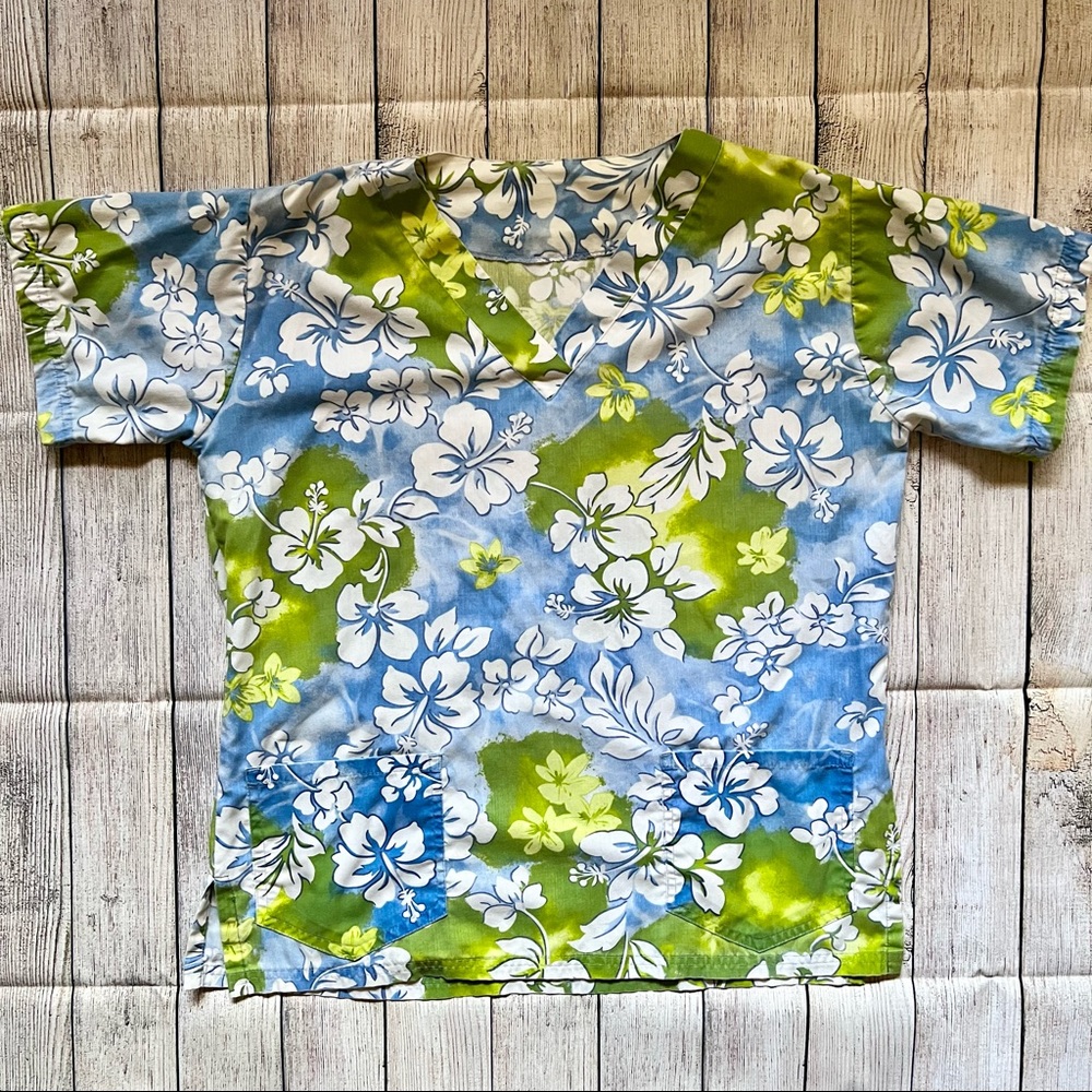 ▪️Hawaiian Scrub Top▪️